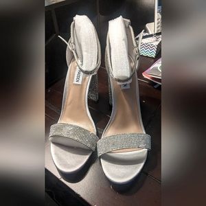 Steve Madden Carson Size 9, Crystal
